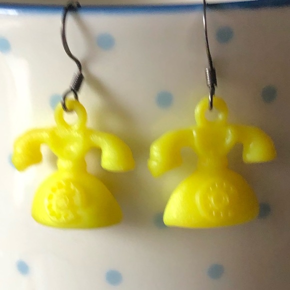 Telephone earrings yellow - Picture 8 of 9